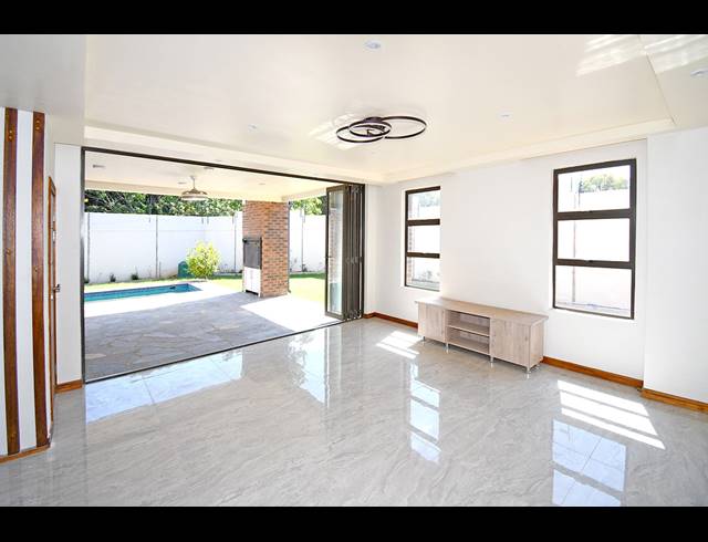 4 BEDROOM HOUSE FOR SALE IN BEDFORDVIEW